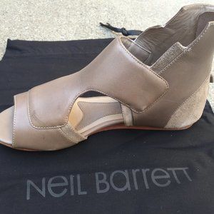 NEW Neil Barrett Women's Leather Zippered Gladiator Bootie Sandal Gray Taupe 38